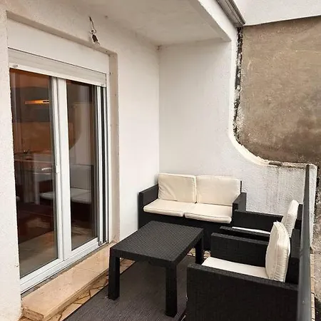 Entspannung Pur In Ruhiger Lage 아파트 크리크베니카